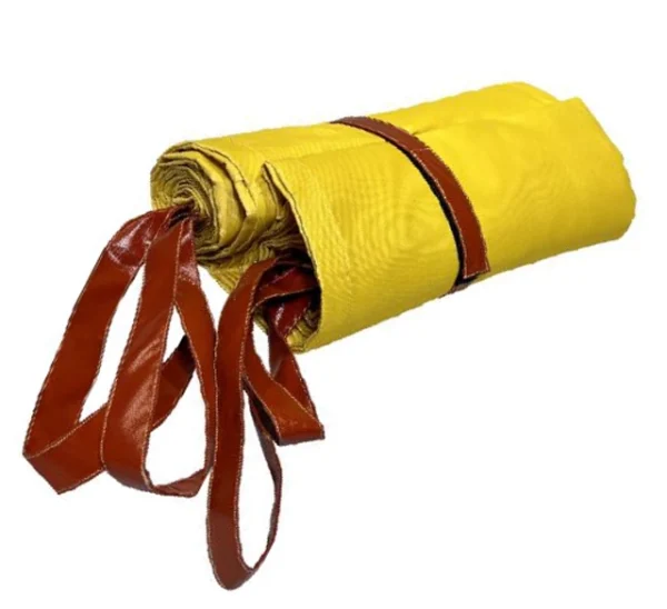 Training Blanket for training to put out electrical car fires